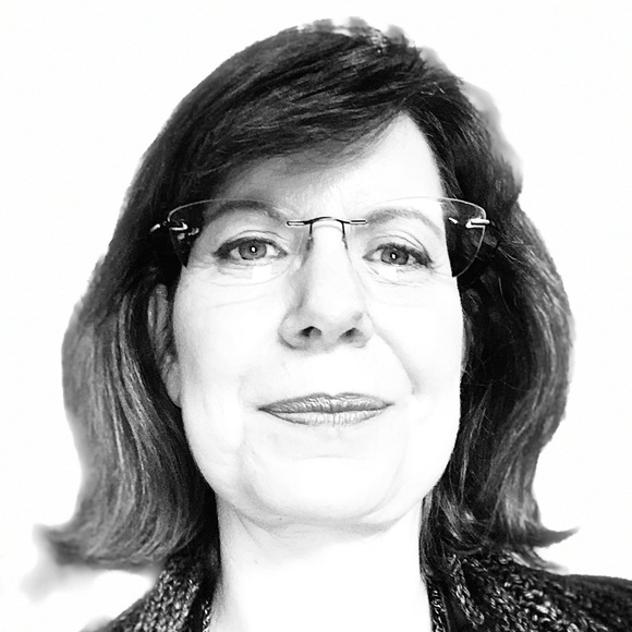 Meet your Posher, Laura - Picture 1 of 1